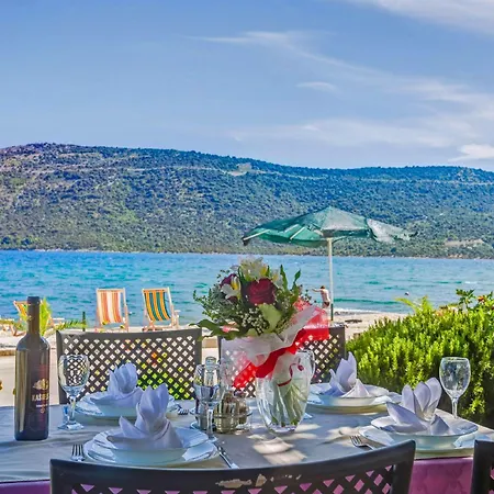 Kacina In - Mittel-dalmatien 3*